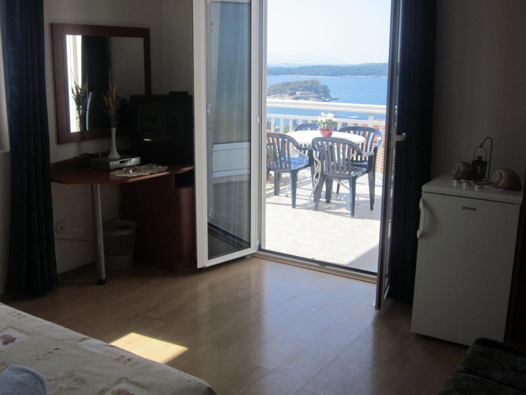 Apartments Kresic Hvar Town Oda fotoğraf