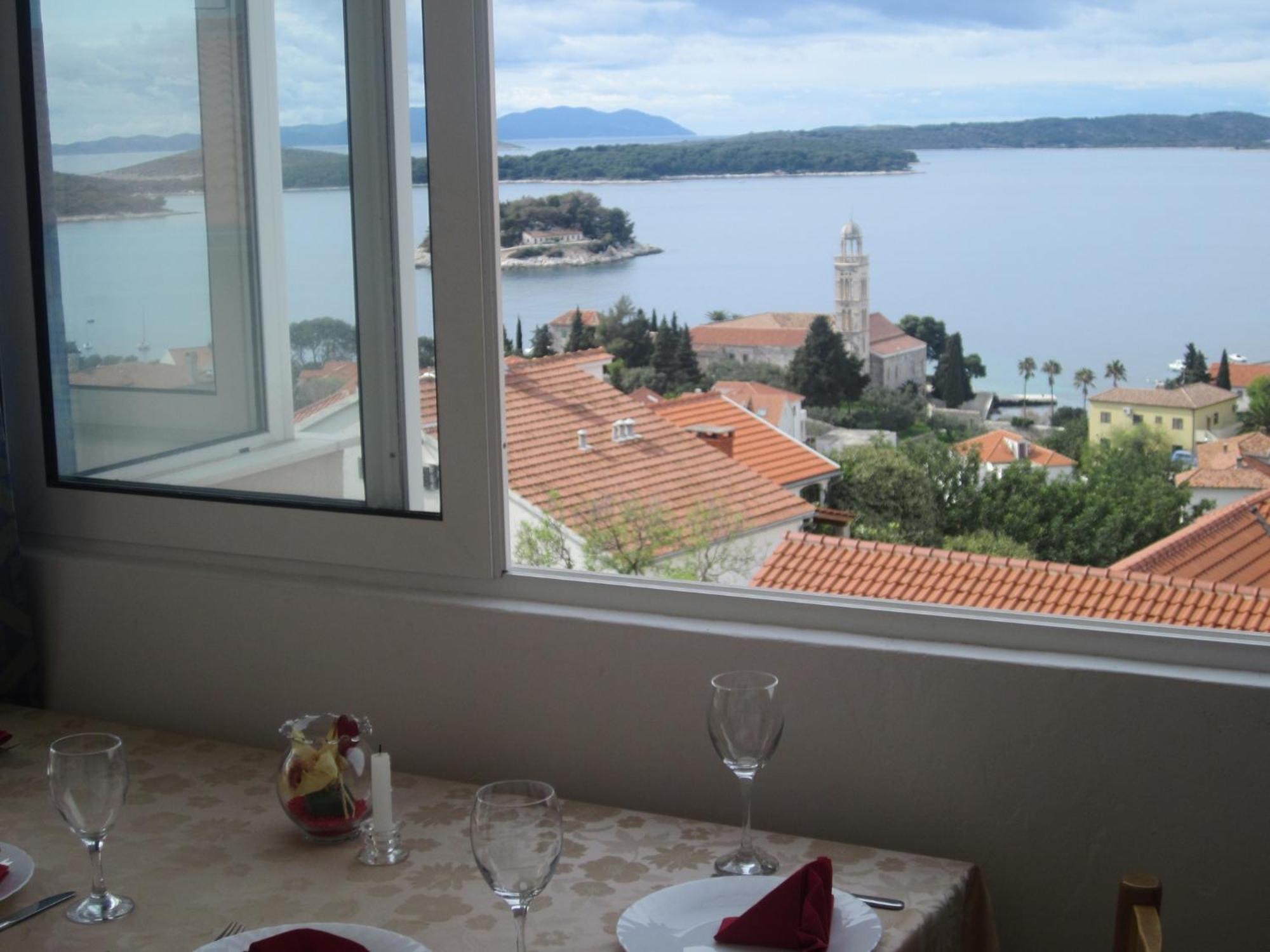 Apartments Kresic Hvar Town Oda fotoğraf